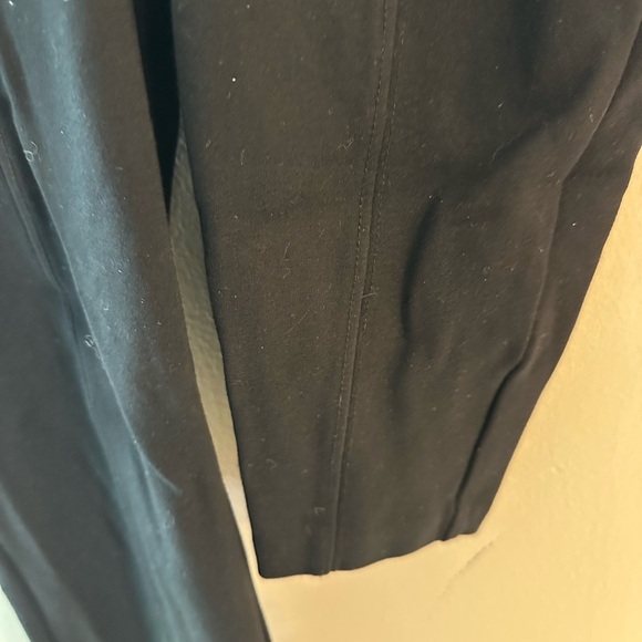 Old Navy Stevie Black Ankle Ponte Pants Size M - Picture 3 of 6